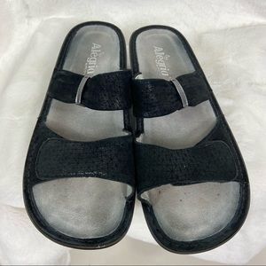 Algeria Karman in wavy black size 41/10.5/11